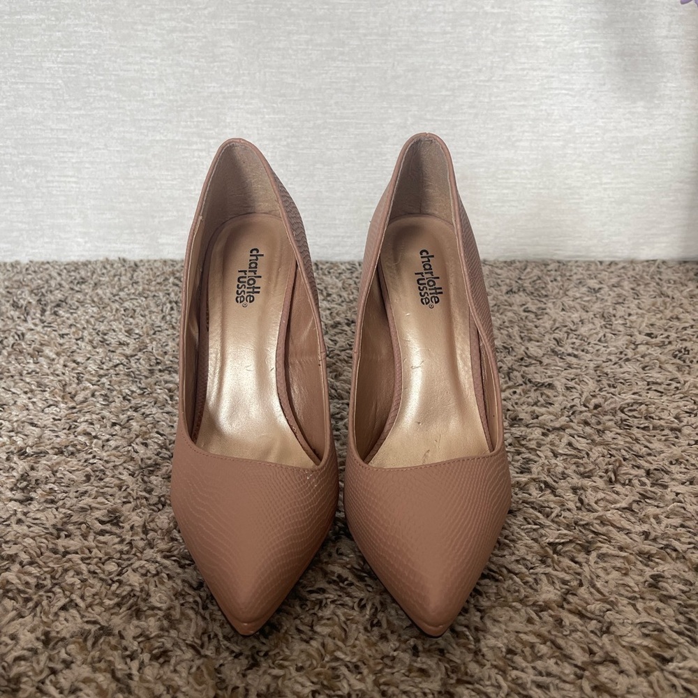 Charlotte Russe Women's Tan Pointed-Toe Snakeskin High Heel Pumps - Picture 7 of 11
